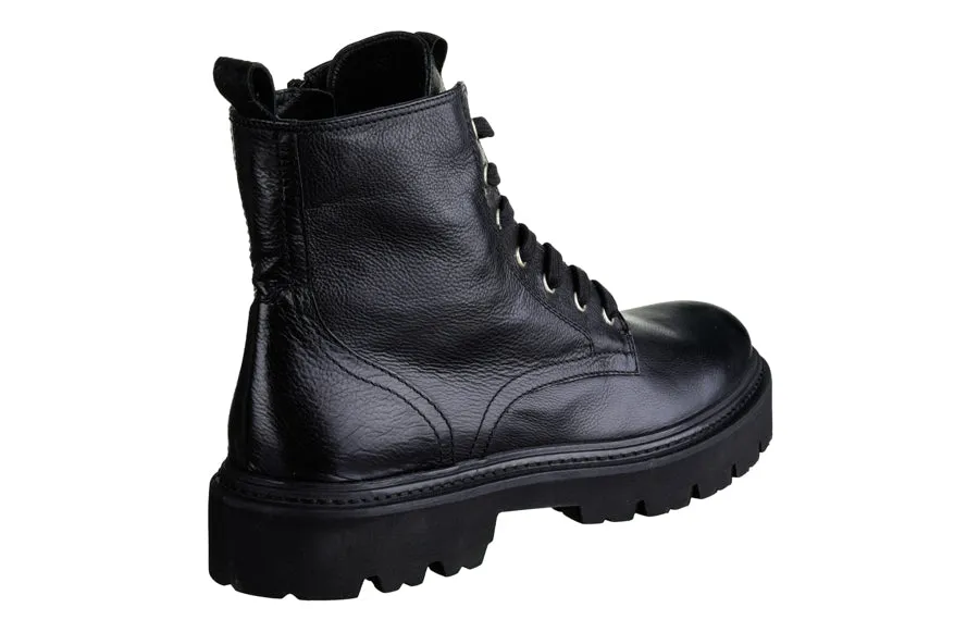 Don Lancia Black