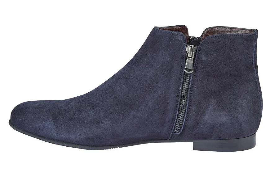 Gab Hazell Navy
