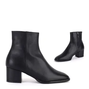*UK size 2.5 - MOSTO - black , 5cm heels